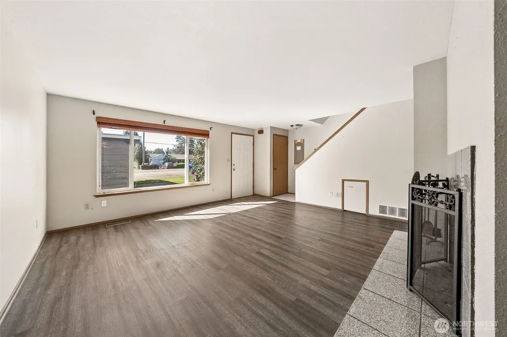 5907 SW 111th Lakewood WA 98499