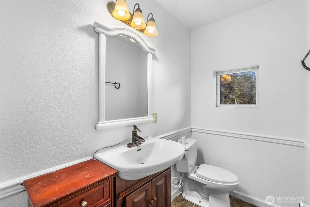 7716 304th Street E Graham WA 98338