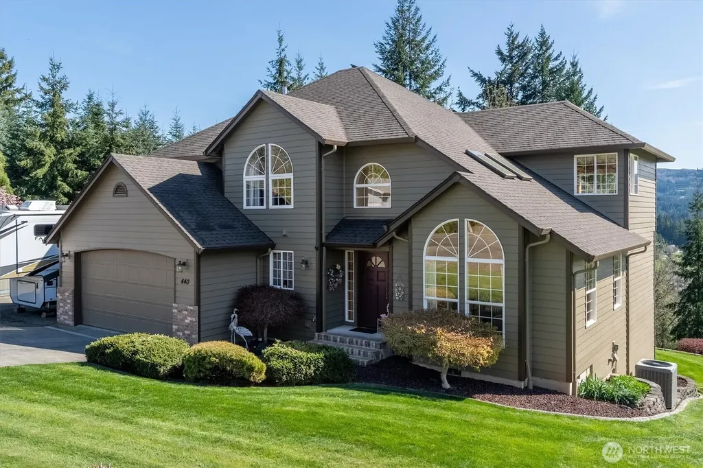 440 N Maple Hill Road Kelso WA 98626