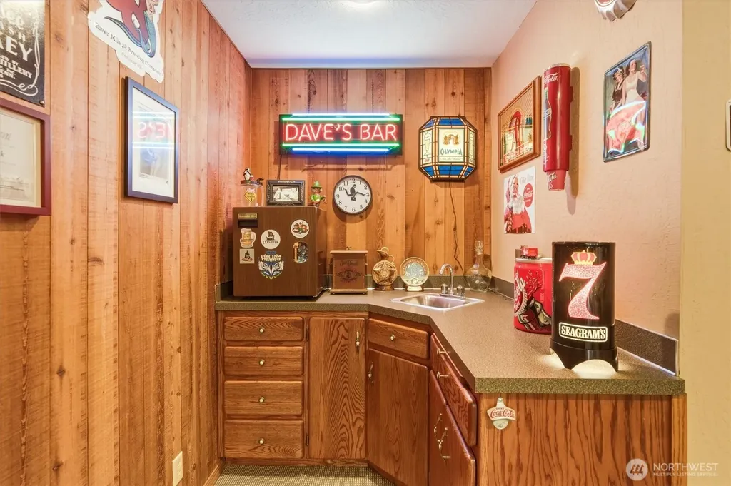 440 N Maple Hill Road Kelso WA 98626