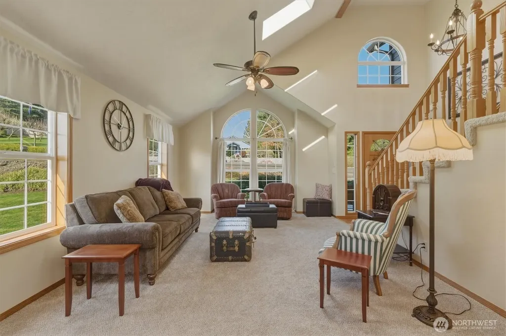 440 N Maple Hill Road Kelso WA 98626