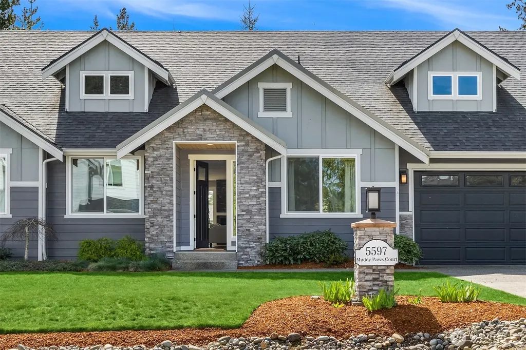 5597 NW Muddy Paws Court Bremerton WA 98312