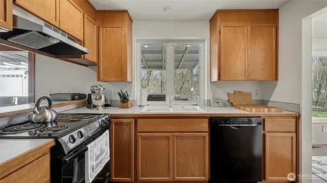 16302 230th Avenue SE Maple Valley WA 98038