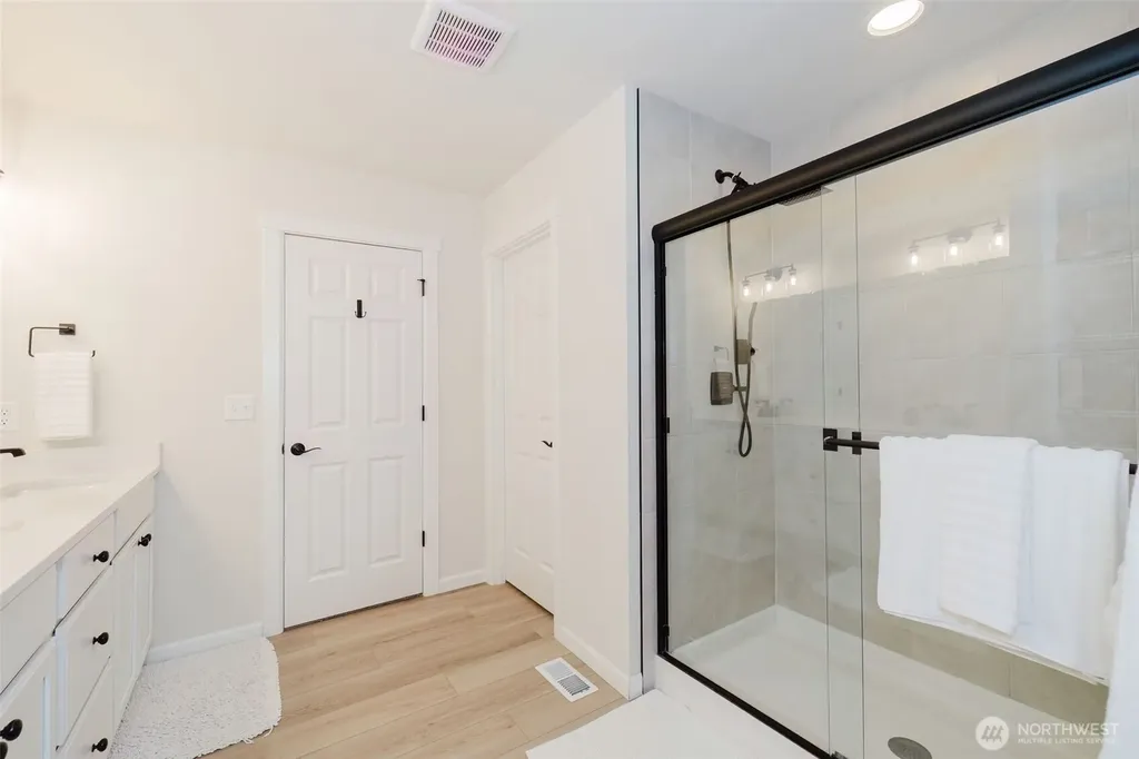 10377 Chimes Place NW Bremerton WA 98311