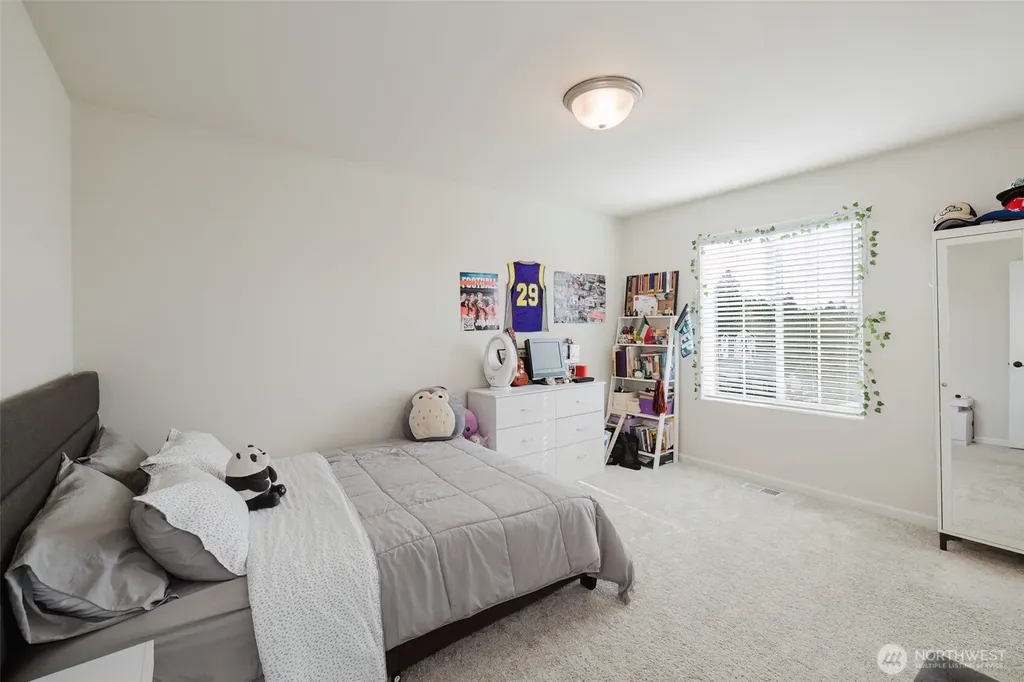 10377 Chimes Place NW Bremerton WA 98311