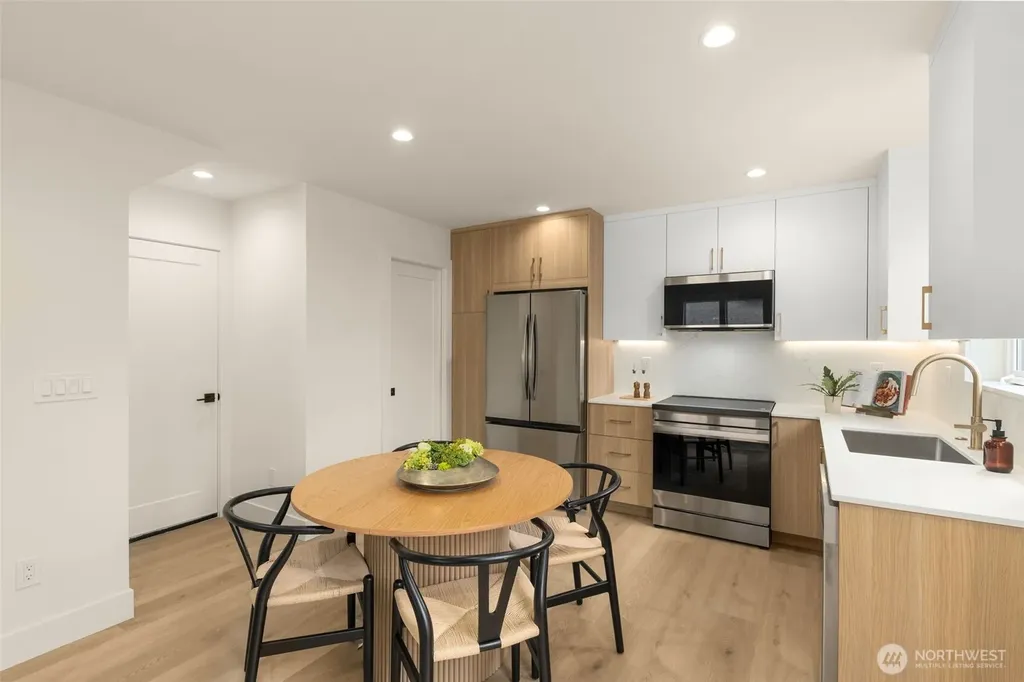 8109 34th Avenue SW Seattle WA 98126
