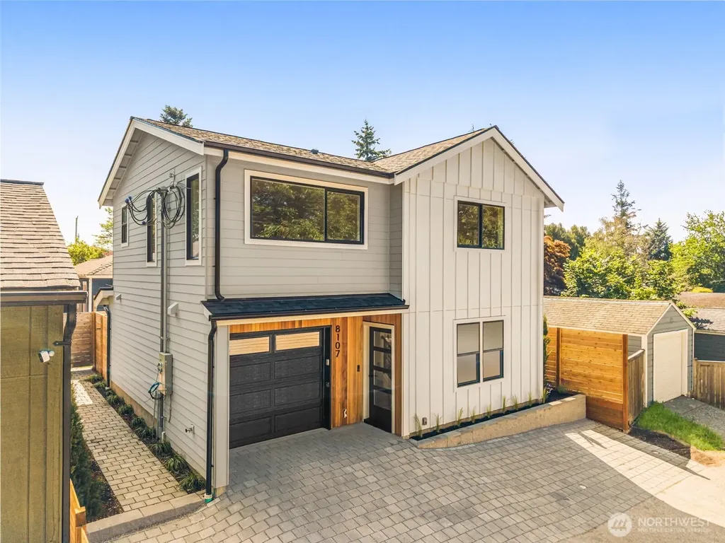 8109 34th Avenue SW Seattle WA 98126