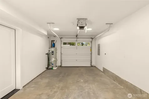8109 34th Avenue SW Seattle WA 98126