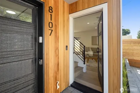 8109 34th Avenue SW Seattle WA 98126