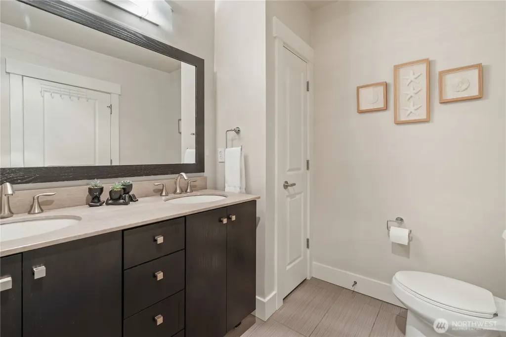 699 John Street Seattle WA 98109
