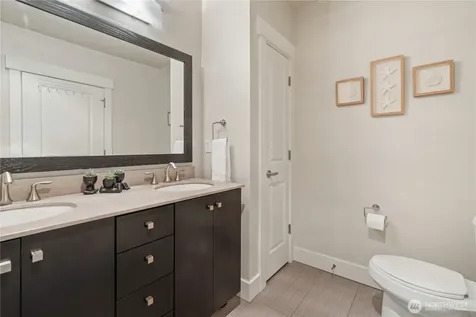 699 John Street Seattle WA 98109