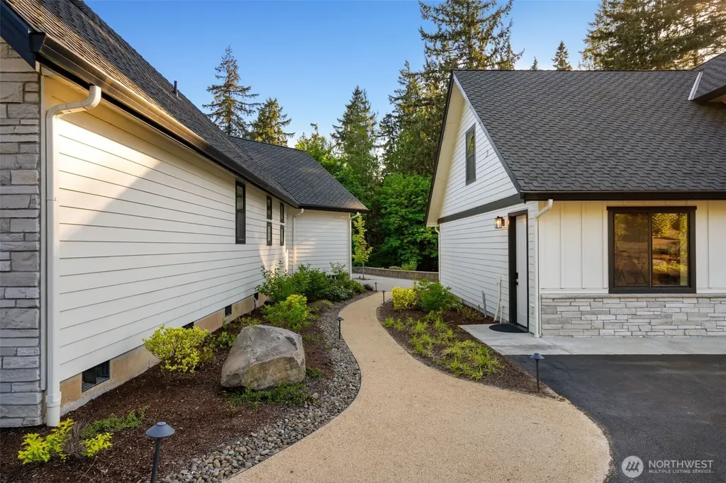 211 NW 235th Street Ridgefield WA 98642