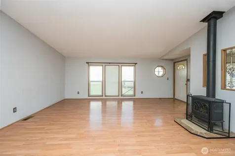 1905 138th Street E Tacoma WA 98445