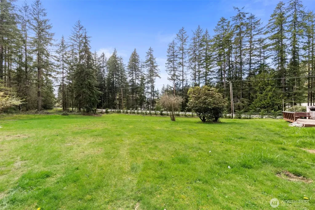8377 Glenwood Road SW Port Orchard WA 98367