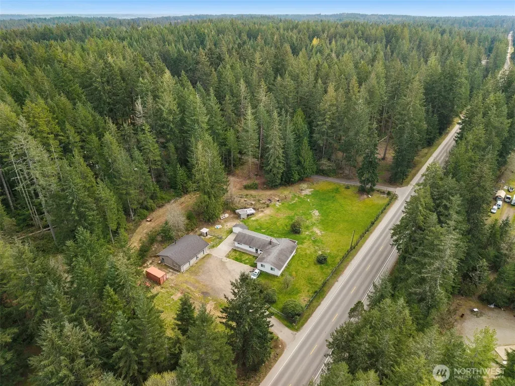 8377 Glenwood Road SW Port Orchard WA 98367