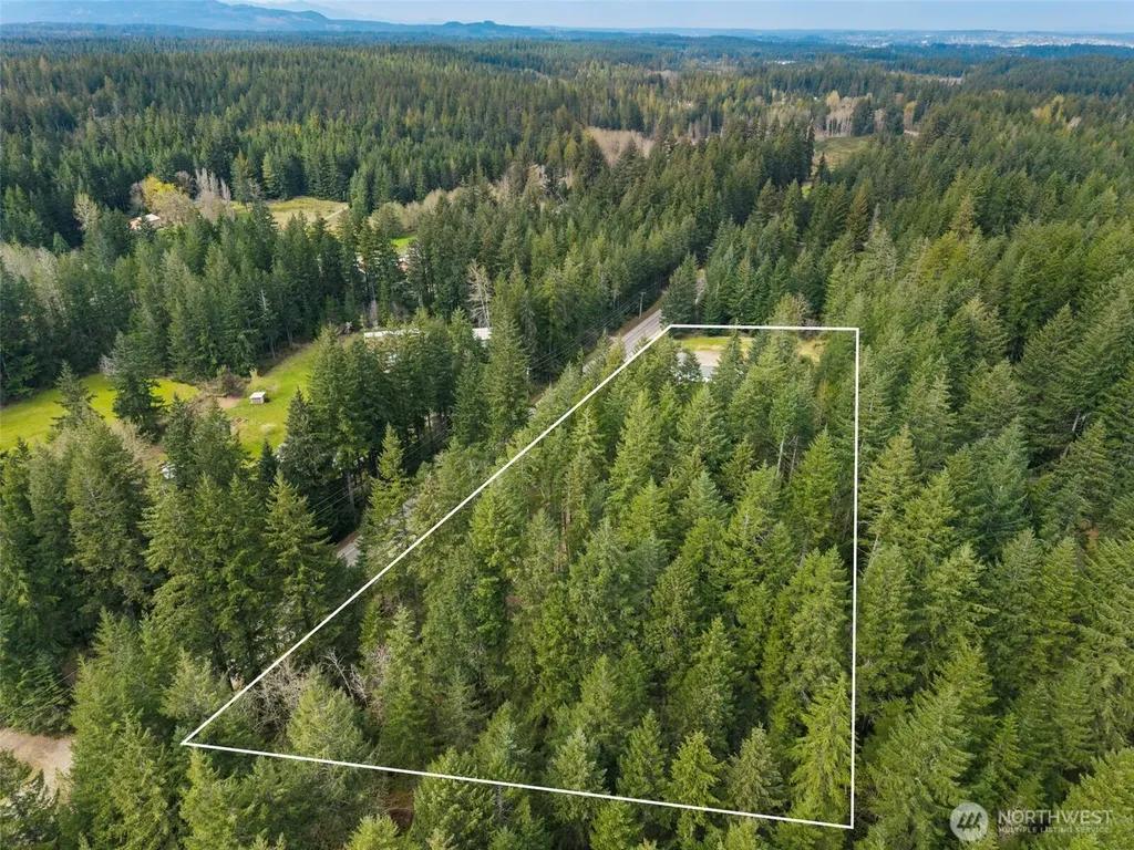 8377 Glenwood Road SW Port Orchard WA 98367