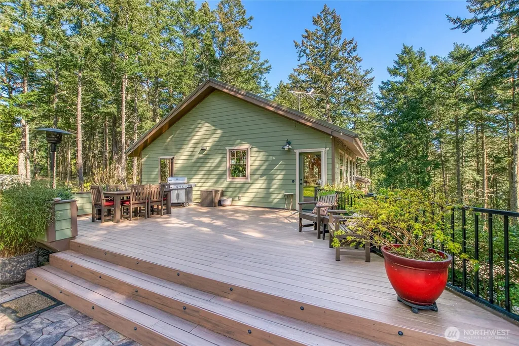 424 Logan's Run Road Orcas Island WA 98243