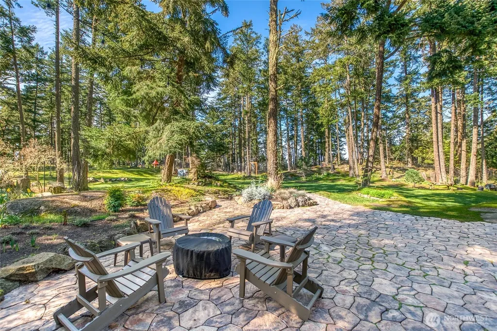 424 Logan's Run Road Orcas Island WA 98243