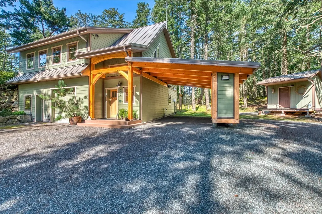 424 Logan's Run Road Orcas Island WA 98243