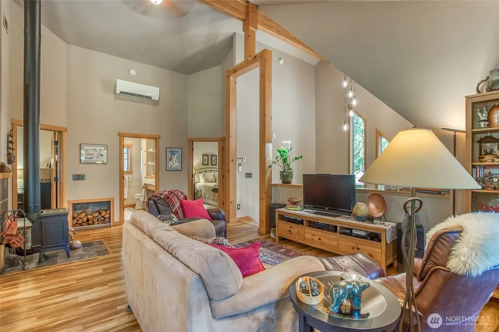 424 Logan's Run Road Orcas Island WA 98243