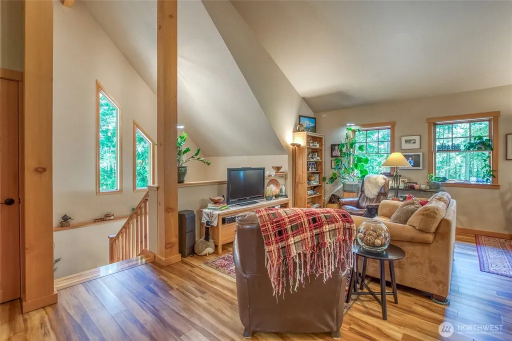 424 Logan's Run Road Orcas Island WA 98243