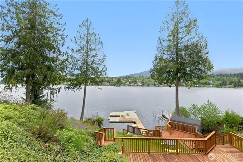 18545 W Big Lake Boulevard Mount Vernon WA 98274