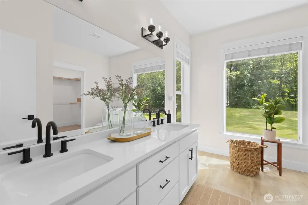 28109 121st Avenue E Graham WA 98338