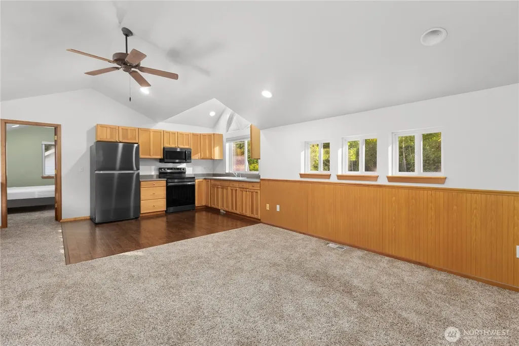28109 121st Avenue E Graham WA 98338