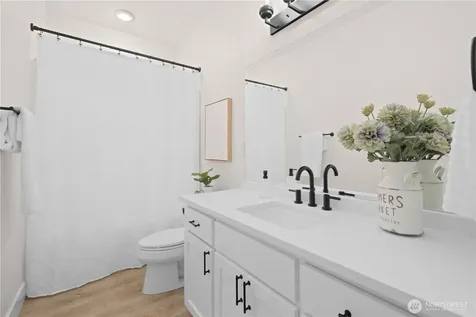 28109 121st Avenue E Graham WA 98338