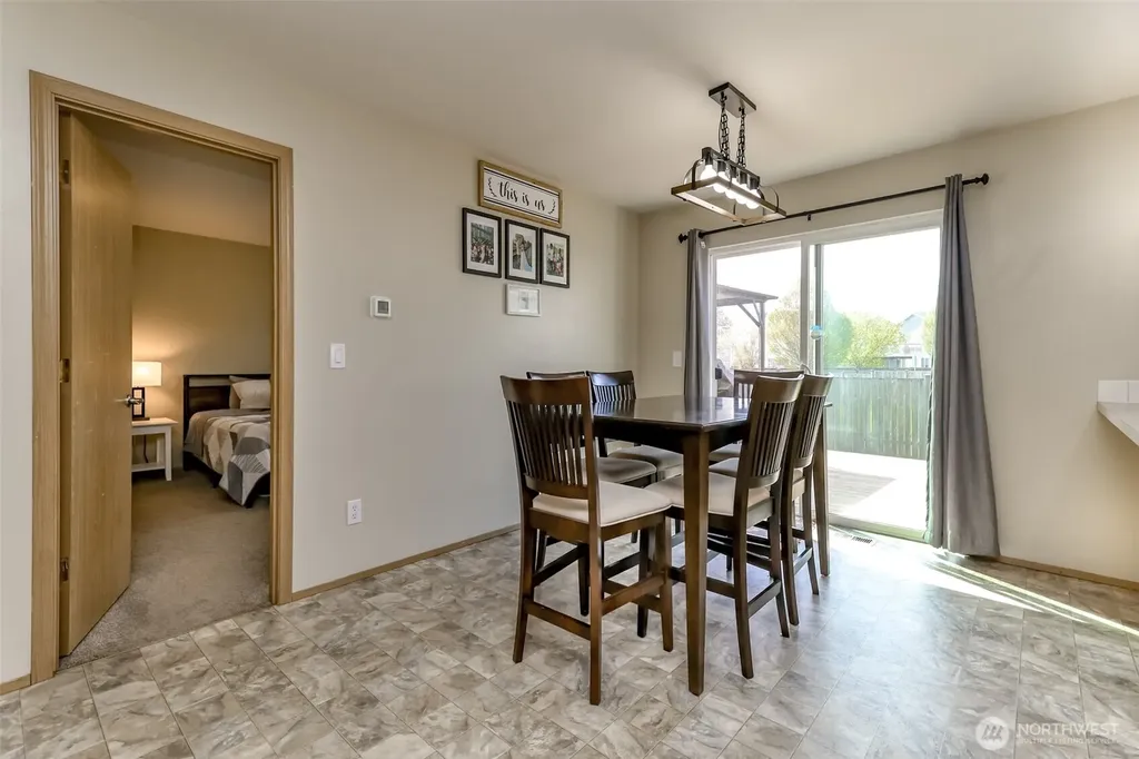 9921 Greenleaf Loop SE Yelm WA 98597