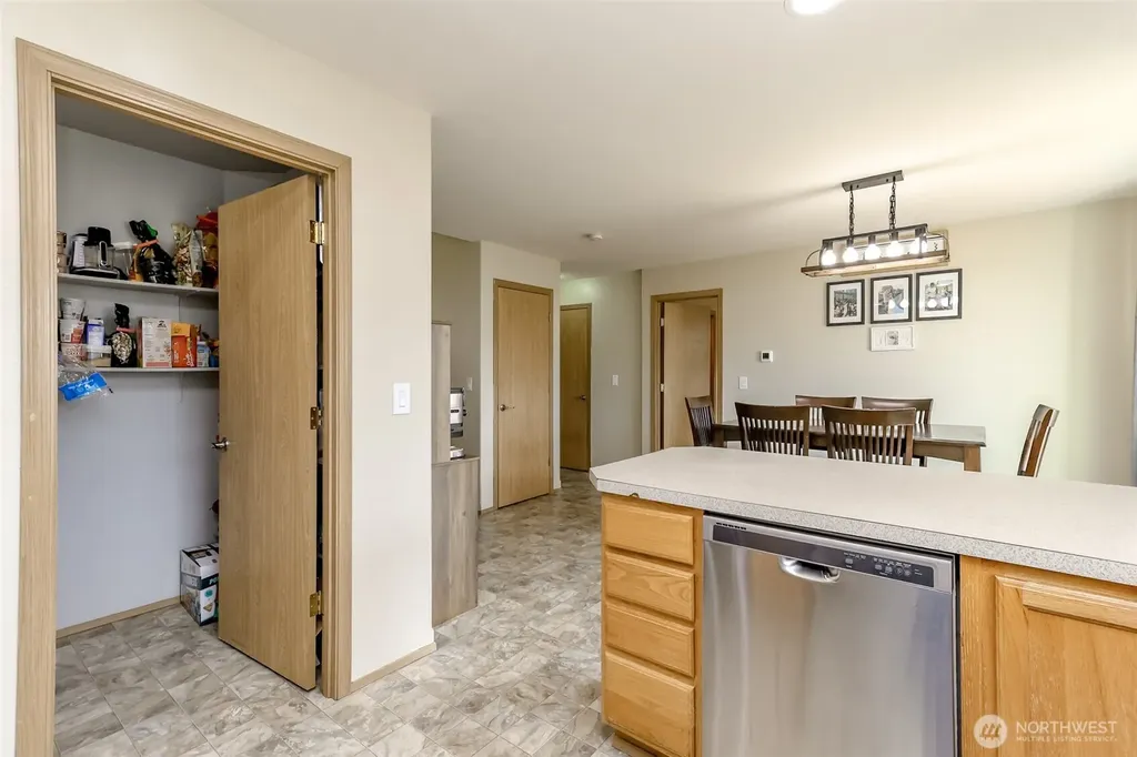 9921 Greenleaf Loop SE Yelm WA 98597