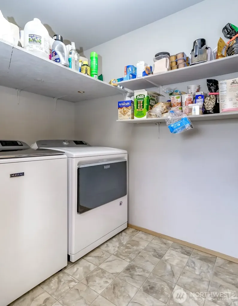 9921 Greenleaf Loop SE Yelm WA 98597