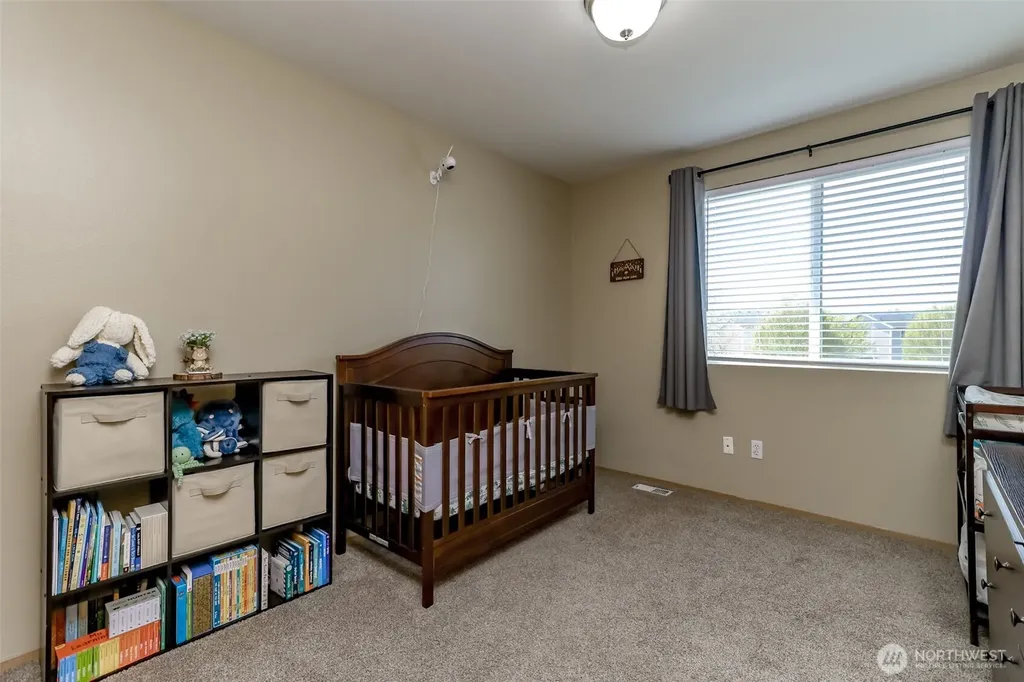 9921 Greenleaf Loop SE Yelm WA 98597