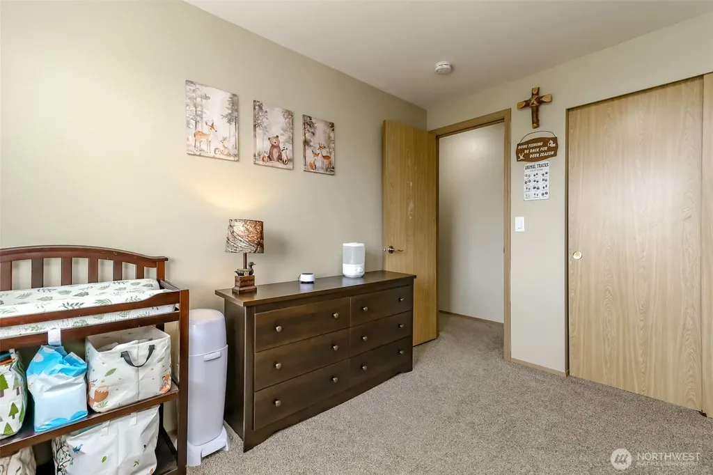 9921 Greenleaf Loop SE Yelm WA 98597