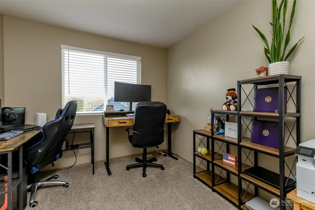 9921 Greenleaf Loop SE Yelm WA 98597