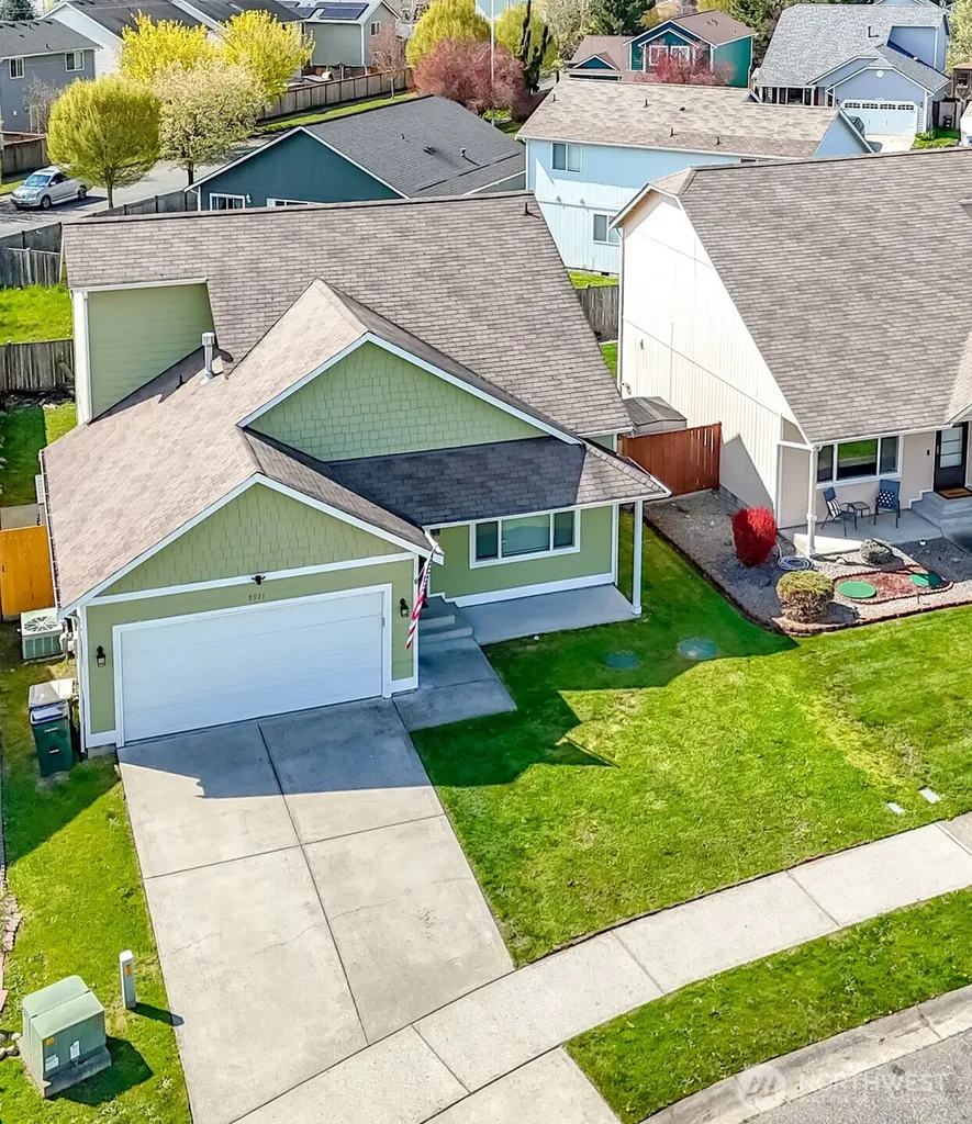 9921 Greenleaf Loop SE Yelm WA 98597