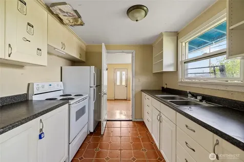 1605 20th Street Anacortes WA 98221