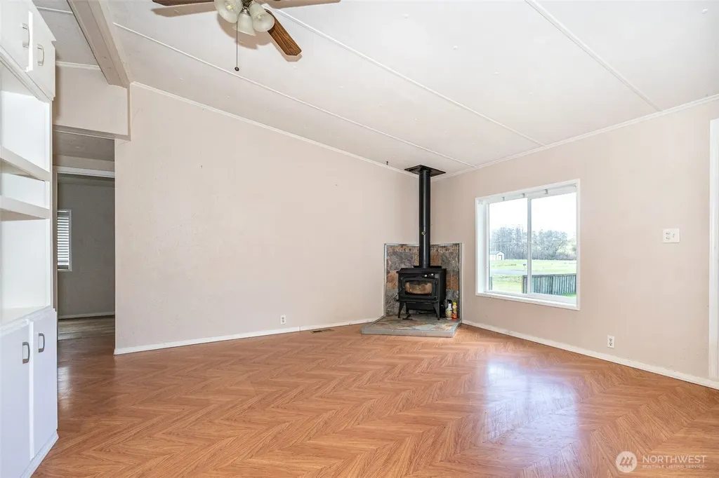 1002 Riepma Avenue Oak Harbor WA 98277