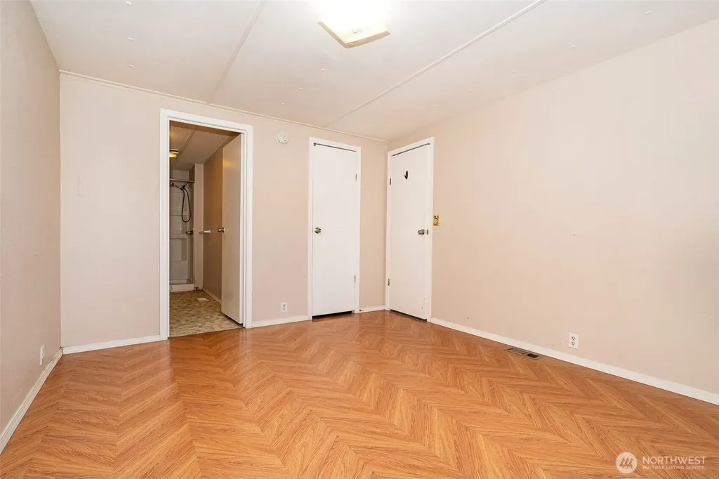 1002 Riepma Avenue Oak Harbor WA 98277