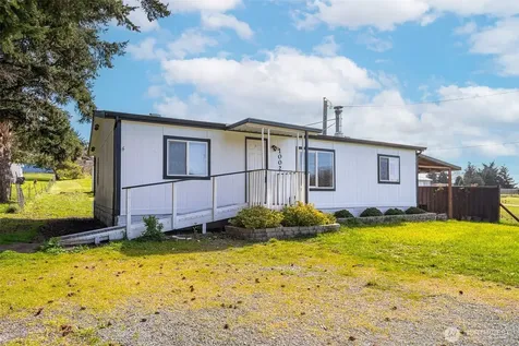 1002 Riepma Avenue Oak Harbor WA 98277