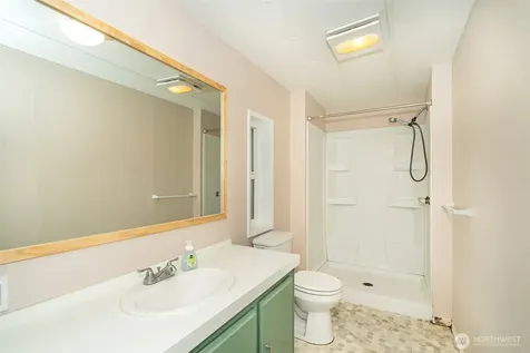 1002 Riepma Avenue Oak Harbor WA 98277