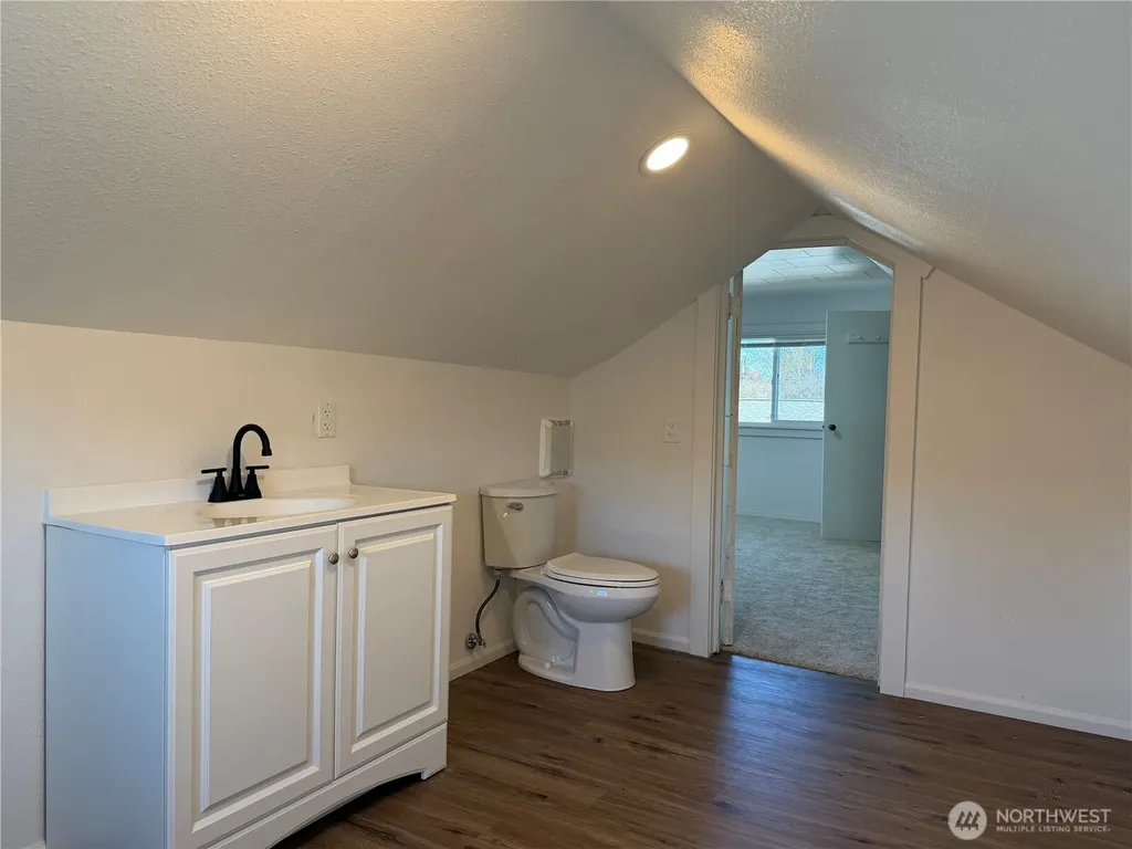 1110 W Walnut Centralia WA 98531