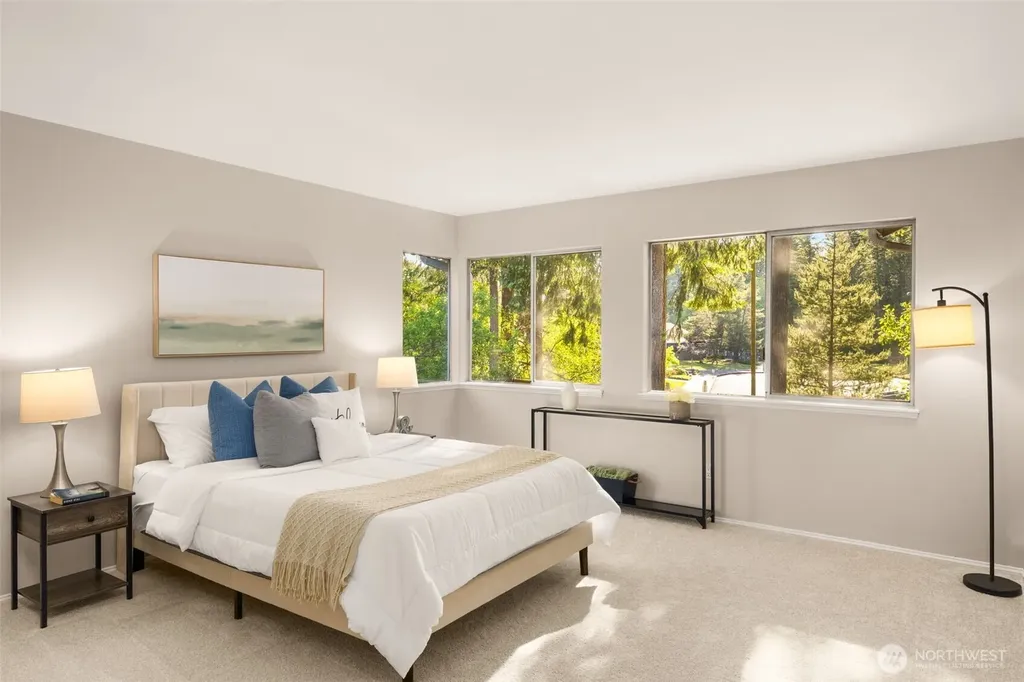 3541 252nd Place SE Sammamish WA 98029