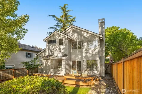 3541 252nd Place SE Sammamish WA 98029