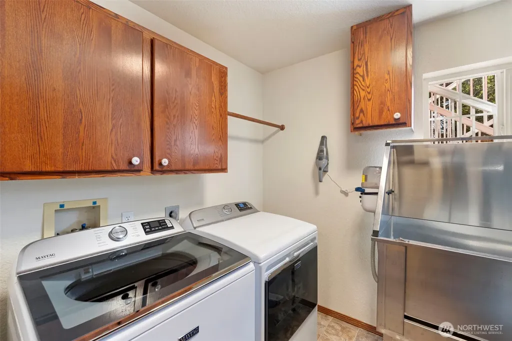 6845 183rd Avenue SW Rochester WA 98579