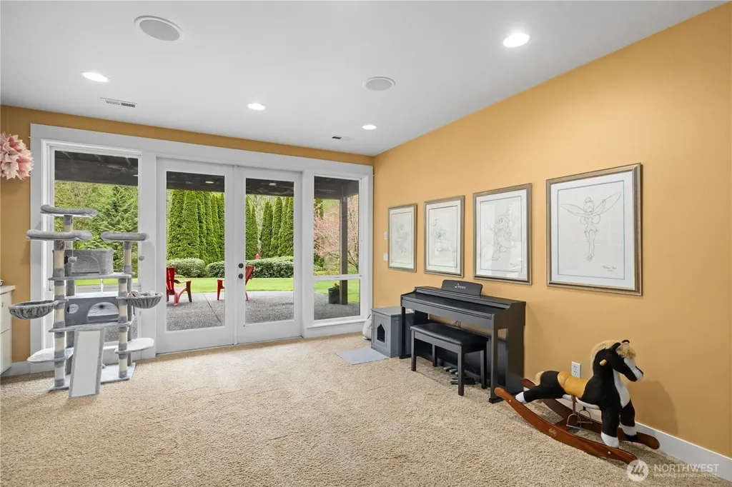 4727 NE Rova Road Poulsbo WA 98370