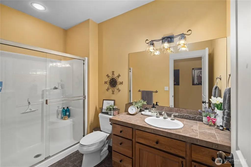 4727 NE Rova Road Poulsbo WA 98370