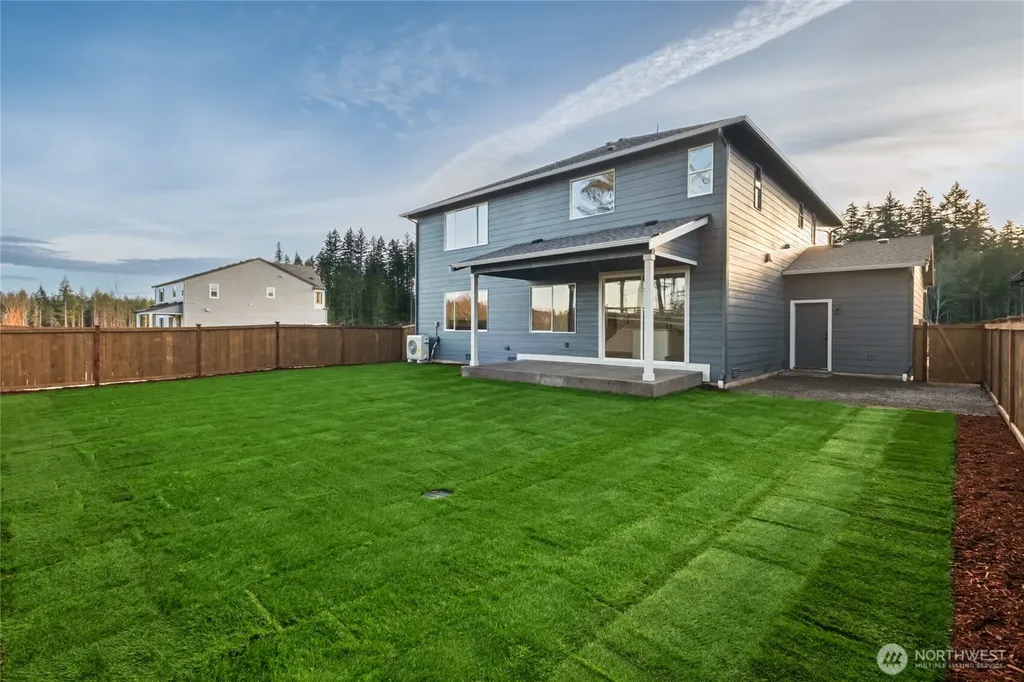 6198 Lochan Road SW Port Orchard WA 98367