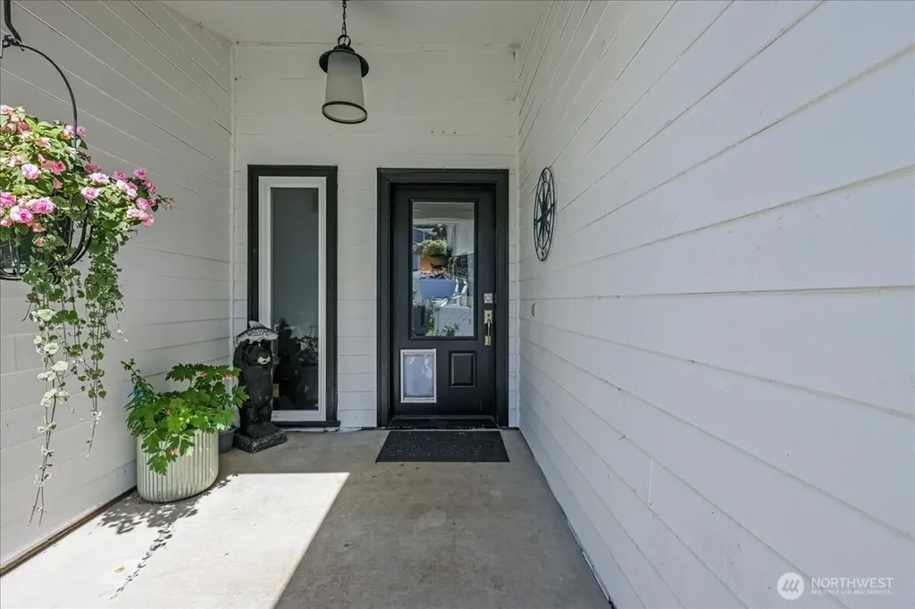 2142 Island Drive NW Olympia WA 98502