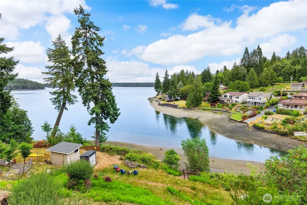 2142 Island Drive NW Olympia WA 98502